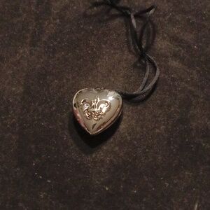 Avon Silver Heart Fleur-de-Lis Necklace